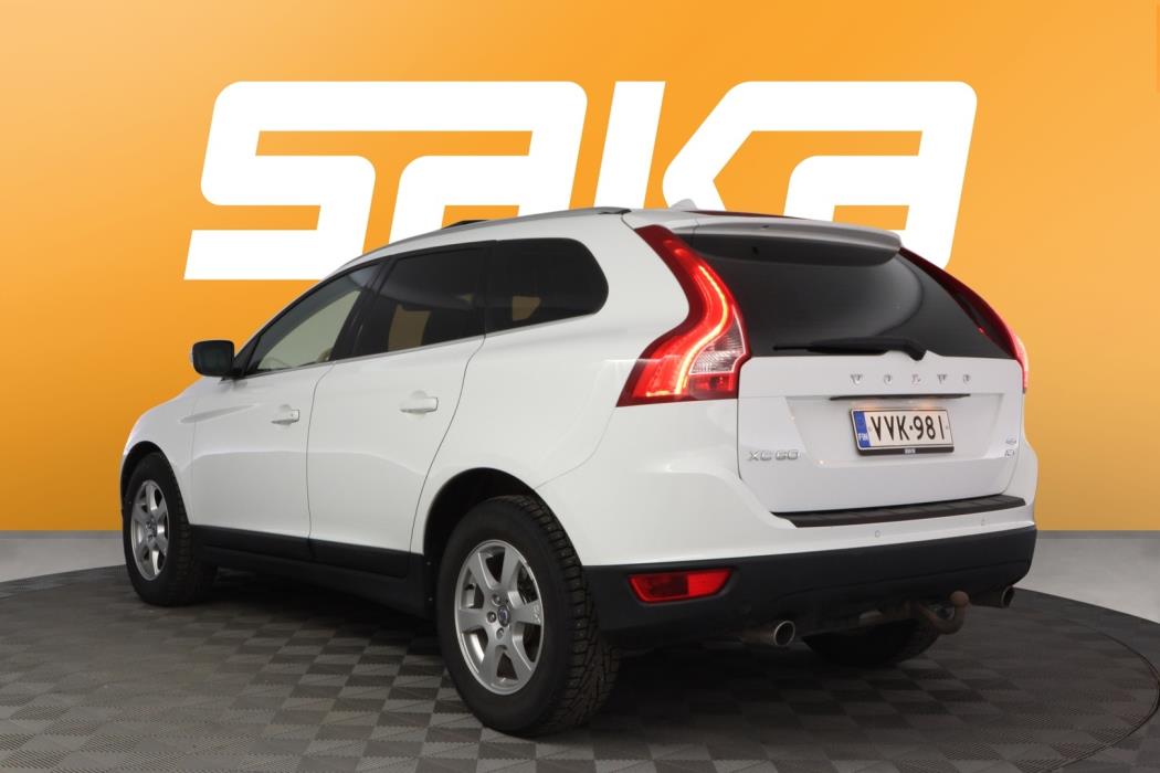 VOLVO XC60 2010