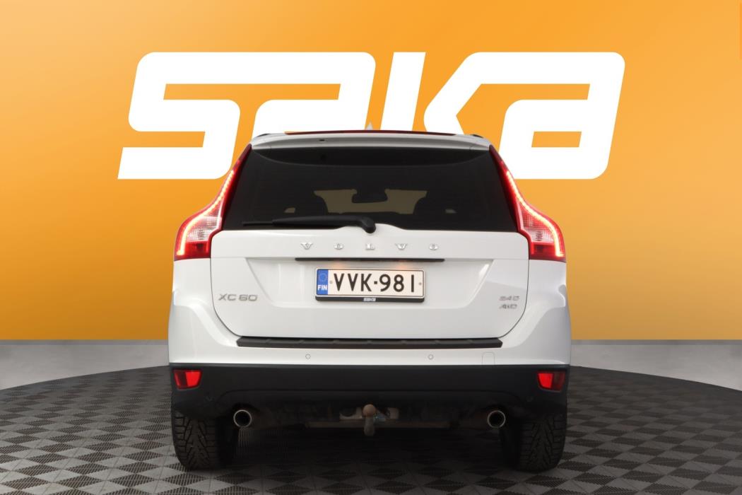 VOLVO XC60 2010