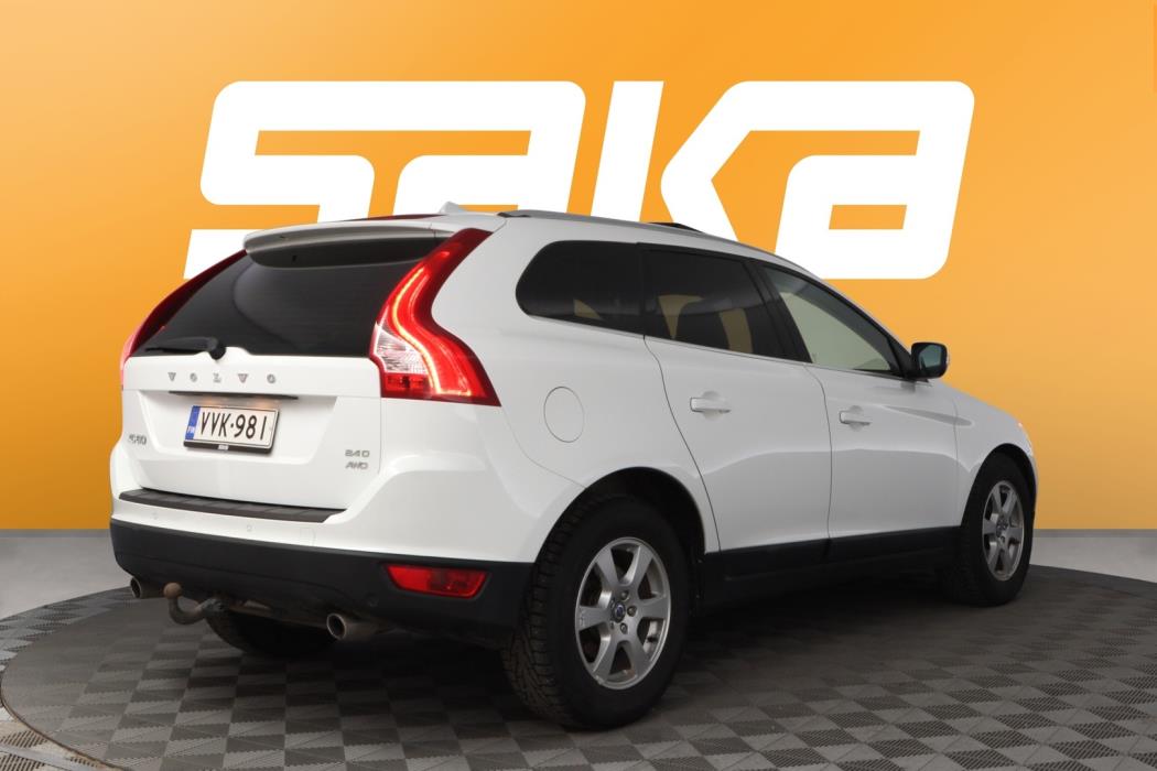 VOLVO XC60 2010