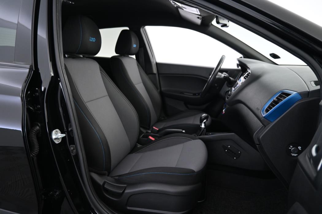 HYUNDAI I20 2016