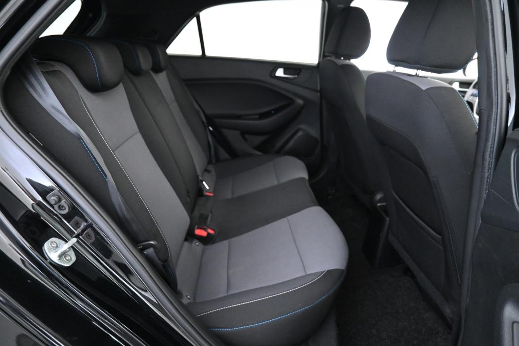 HYUNDAI I20 2016