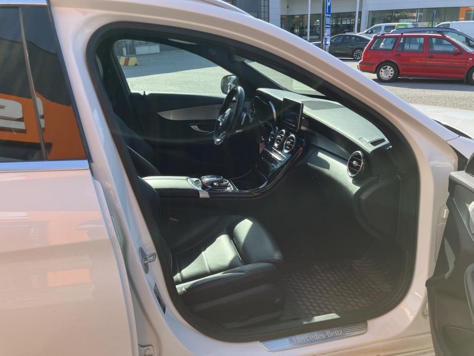 MERCEDES-BENZ C 2016