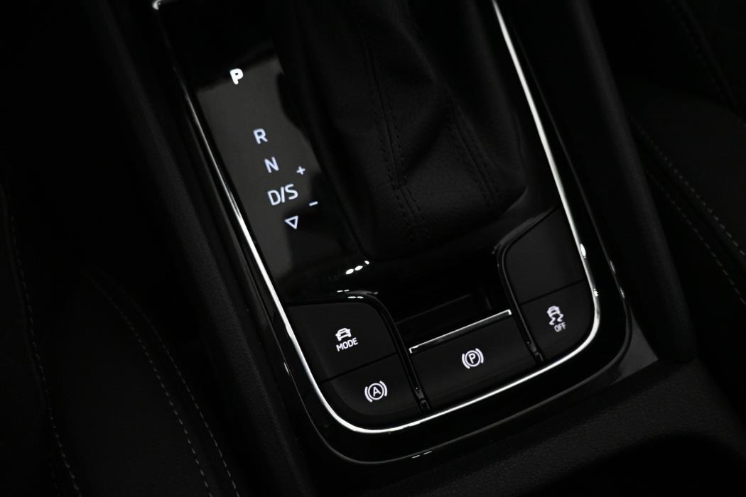 SKODA Karoq 2022