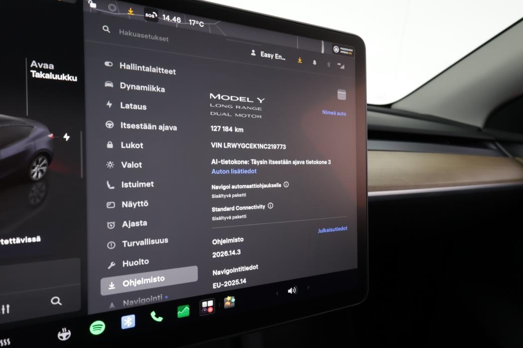 TESLA Model Y 2022