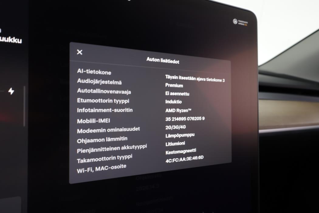 TESLA Model Y 2022