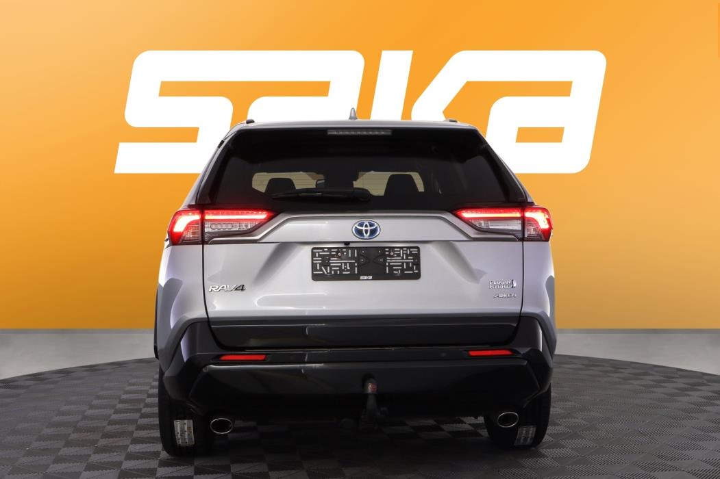 TOYOTA RAV4 Plug-in 2023