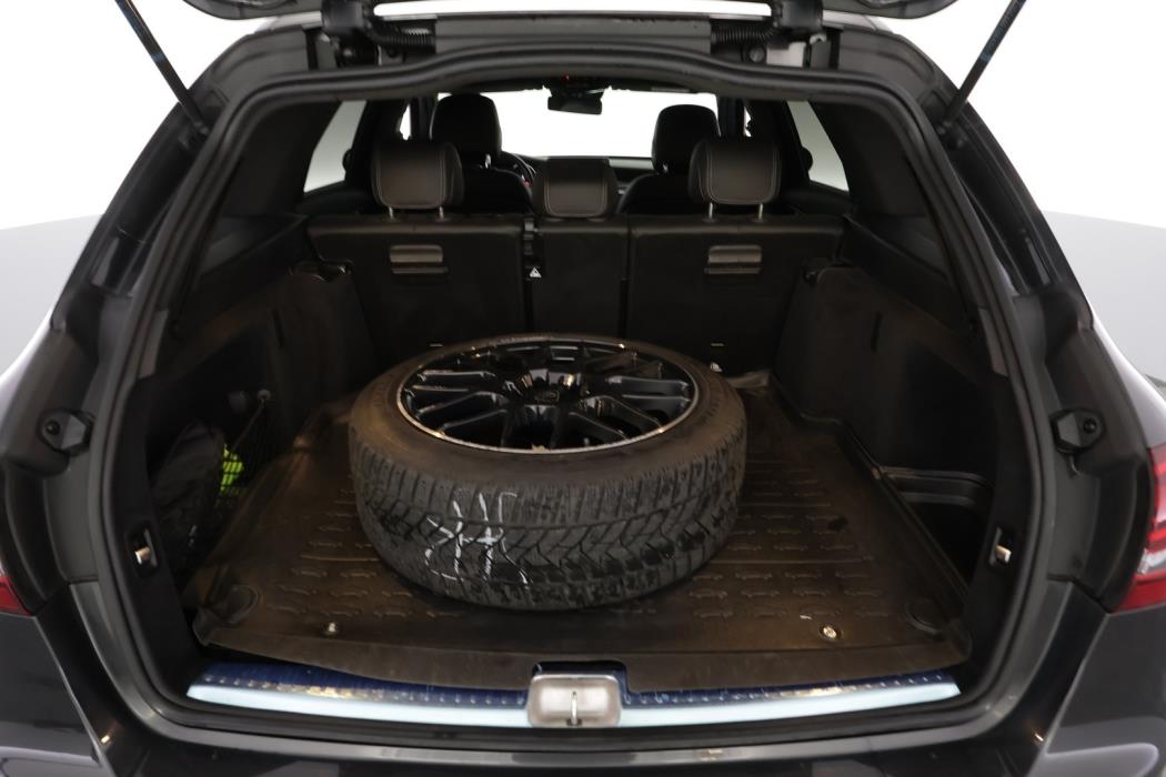 MERCEDES-BENZ C 2020