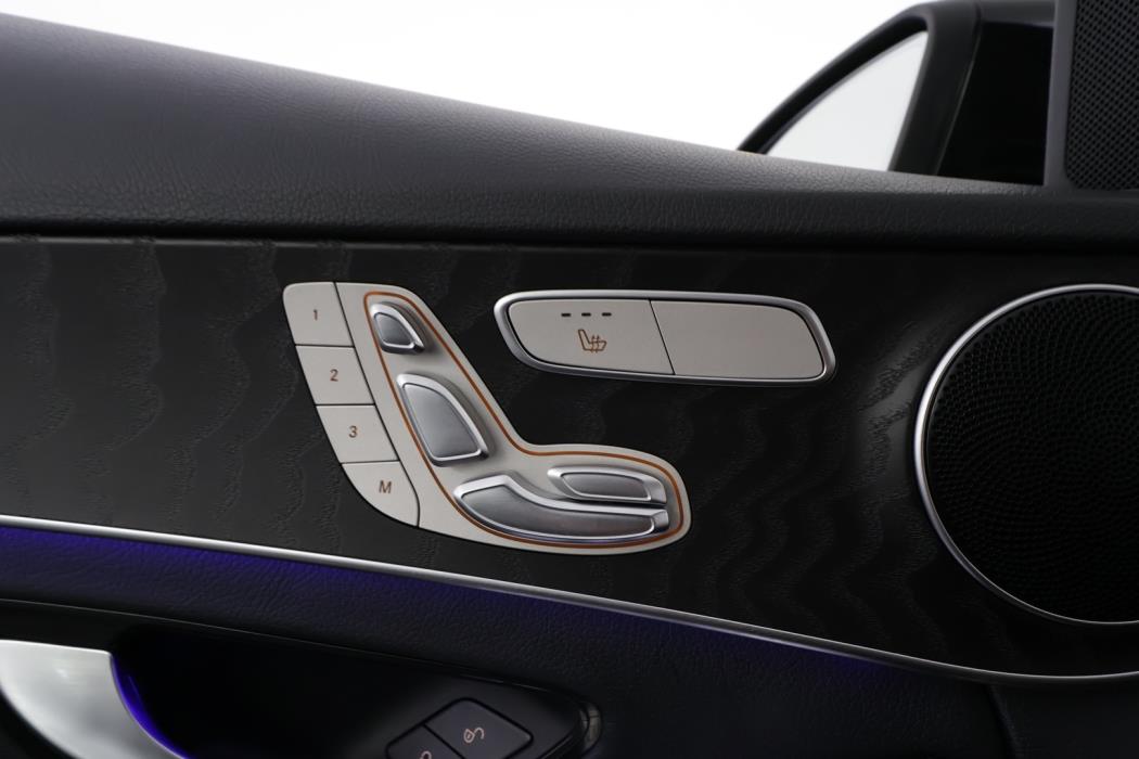 MERCEDES-BENZ C 2020