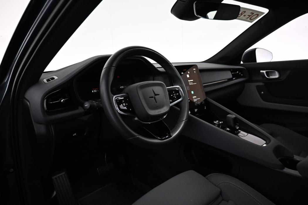 POLESTAR 2 2024