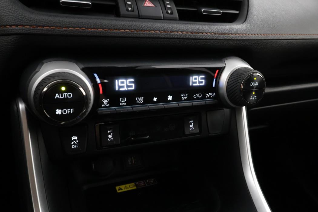 TOYOTA RAV4 2023