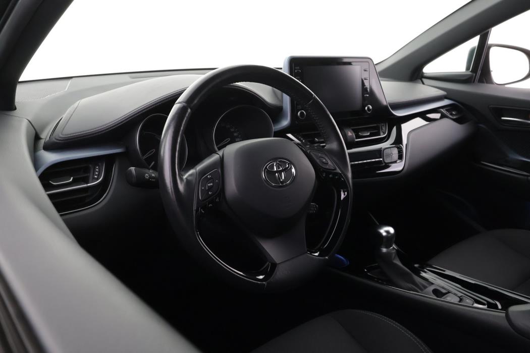 TOYOTA C-HR 2021