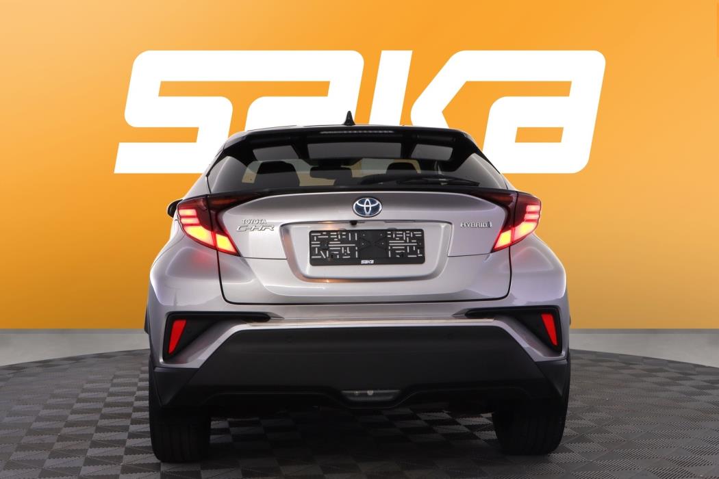 TOYOTA C-HR 2021