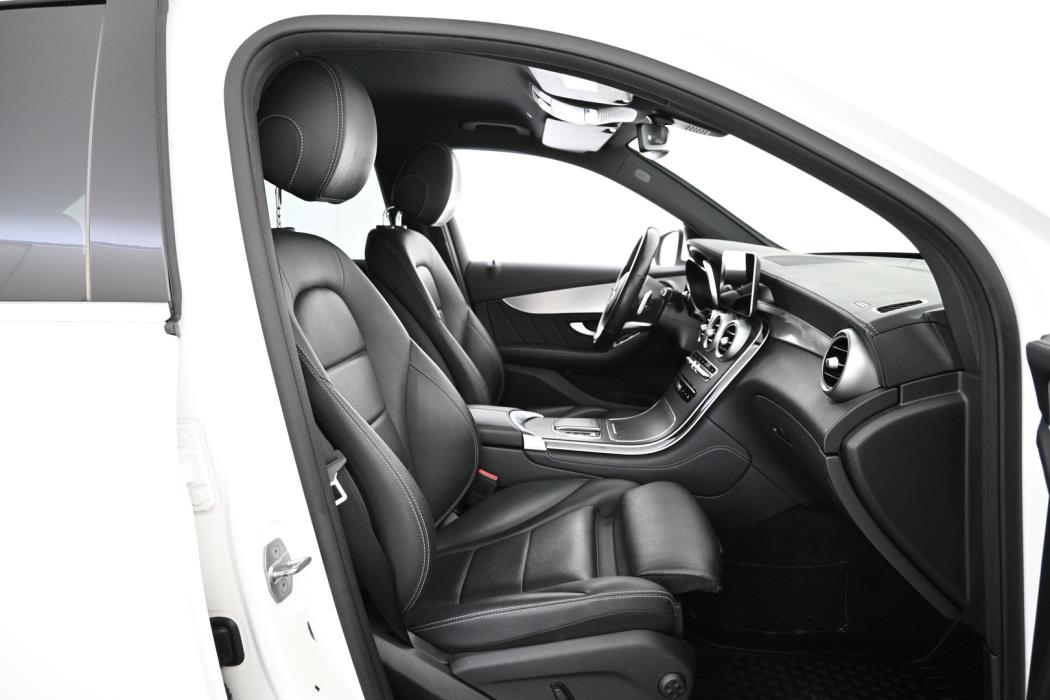 MERCEDES-BENZ GLC 2020