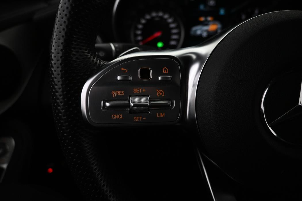 MERCEDES-BENZ GLC 2020