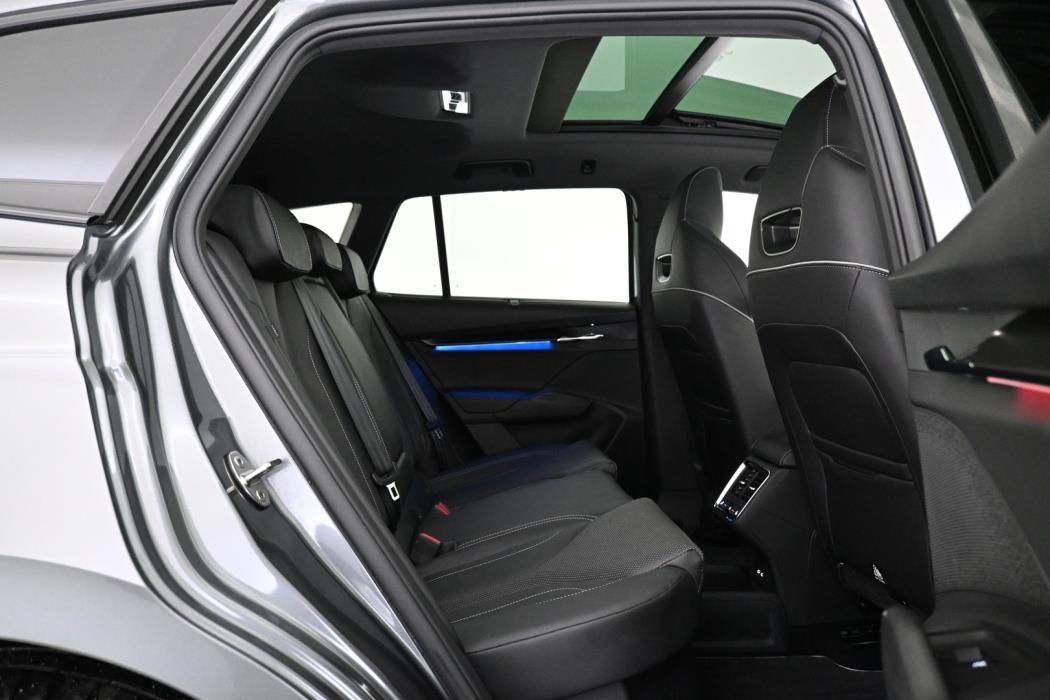 SKODA Enyaq 2023