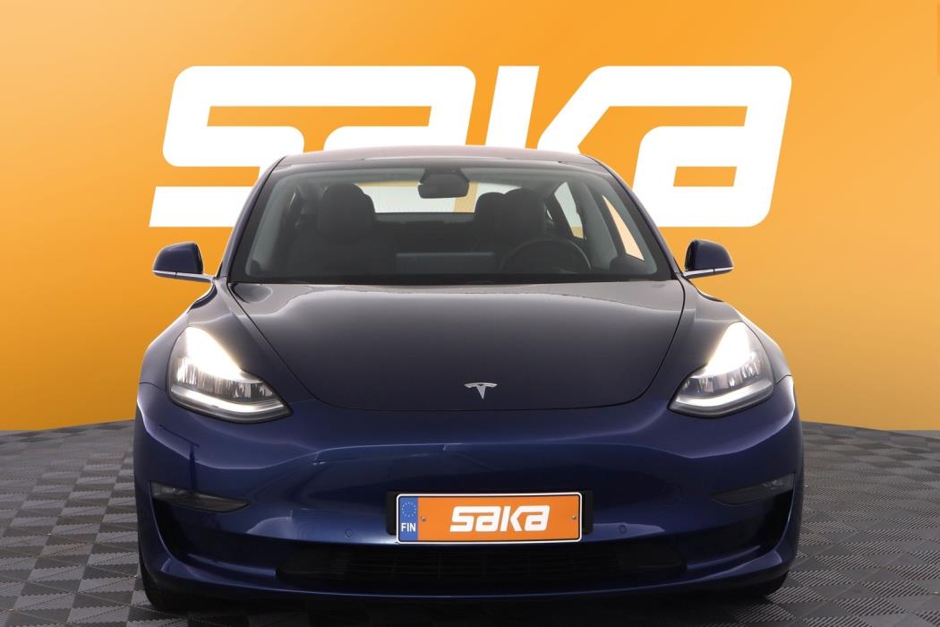 TESLA Model 3 2019