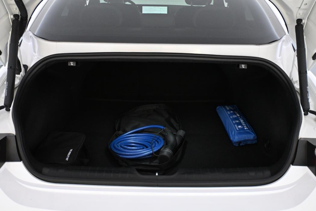 HYUNDAI IONIQ 6 2025