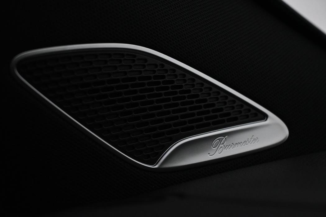 MERCEDES-BENZ EQA 2026