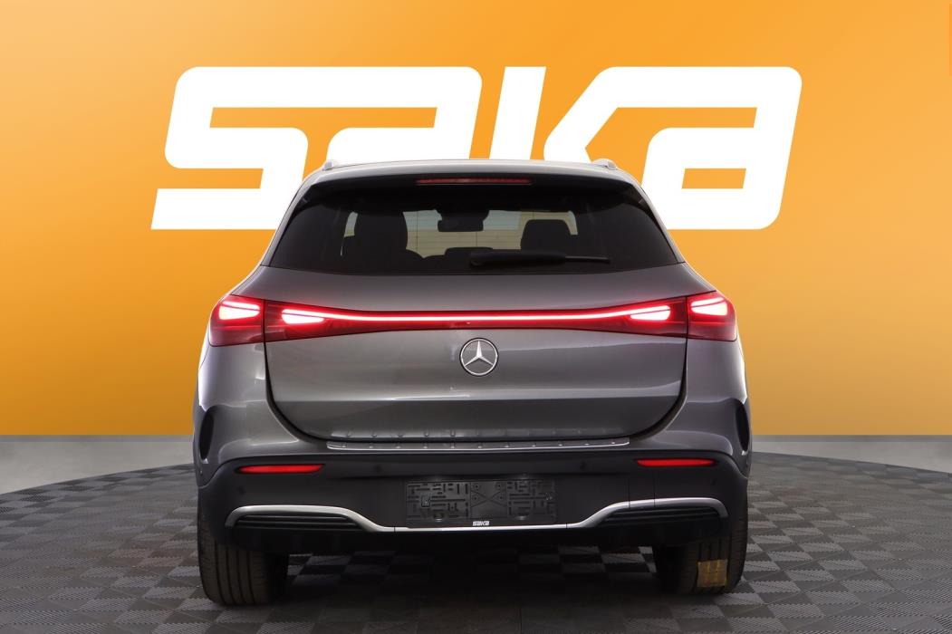 MERCEDES-BENZ EQA 2026