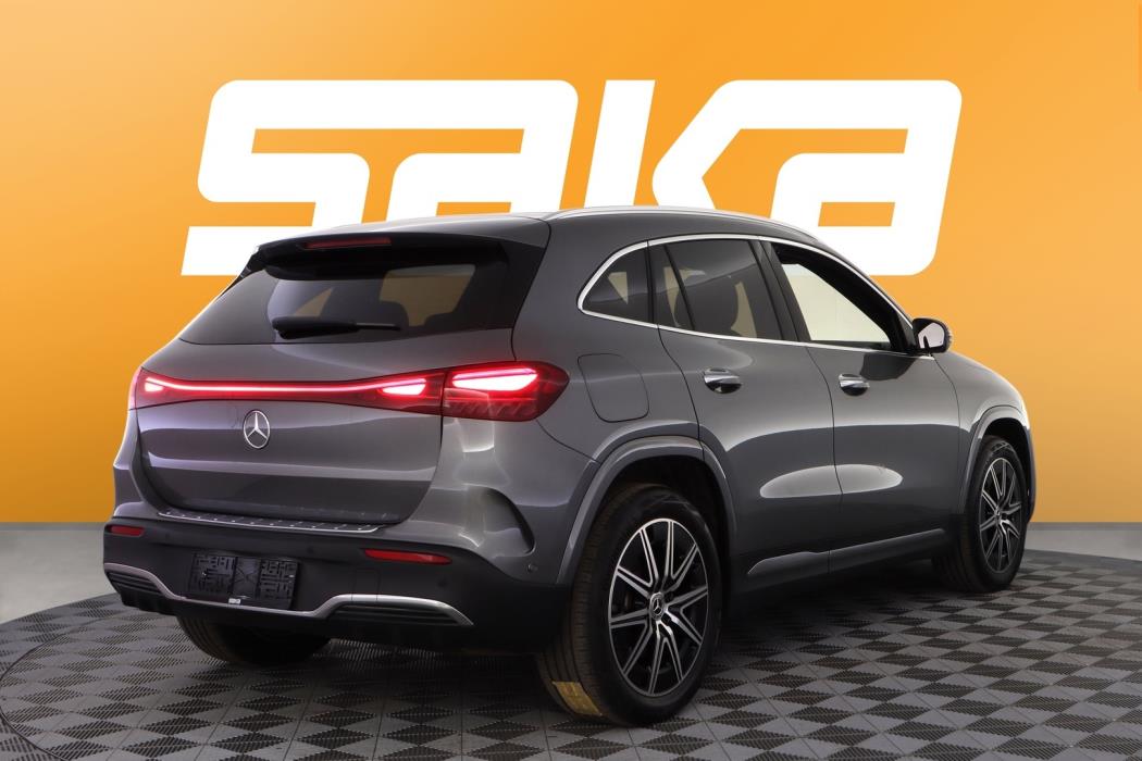 MERCEDES-BENZ EQA 2026