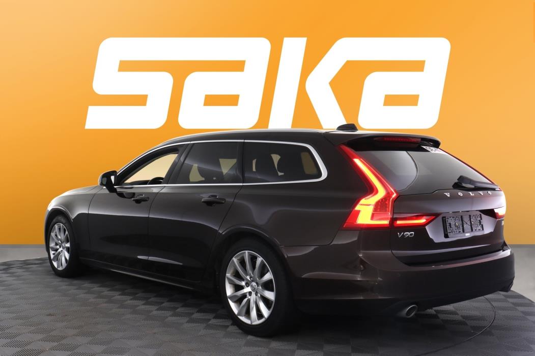 VOLVO V90 2019