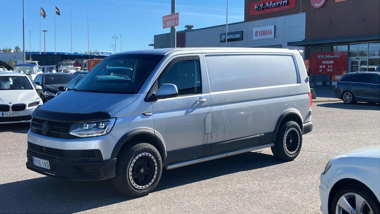 VOLKSWAGEN Transporter 2017