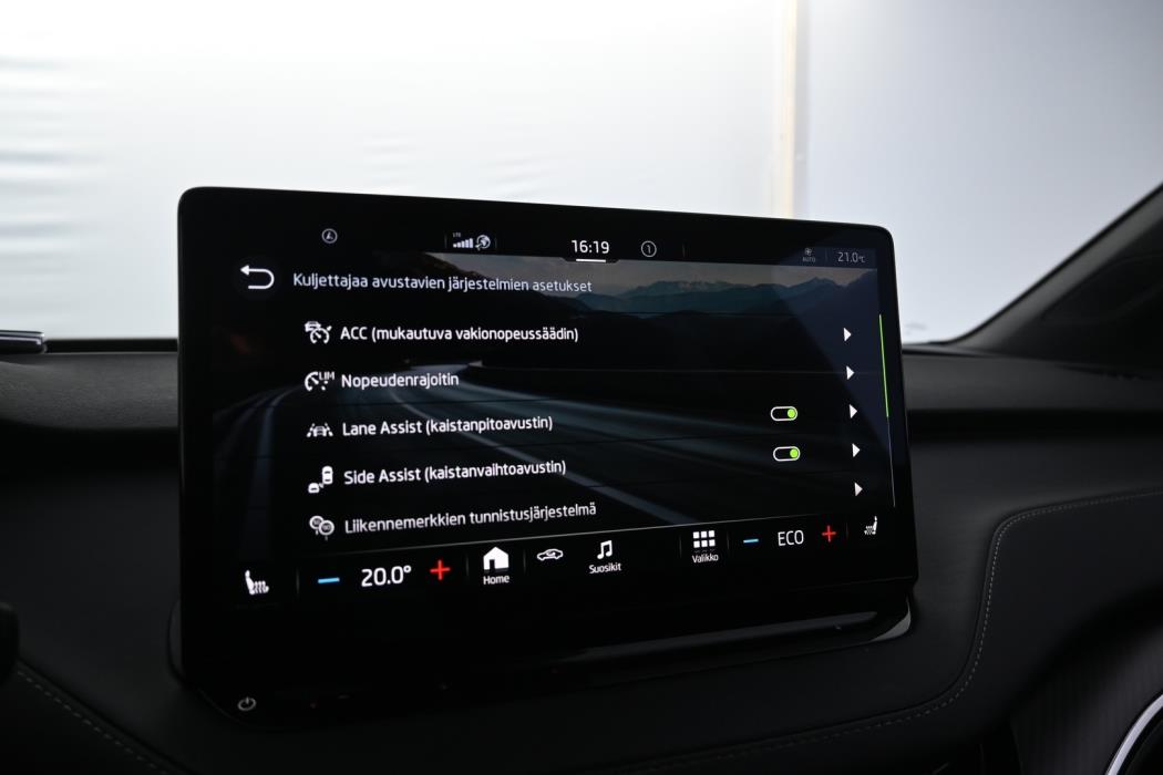 SKODA Enyaq 2022