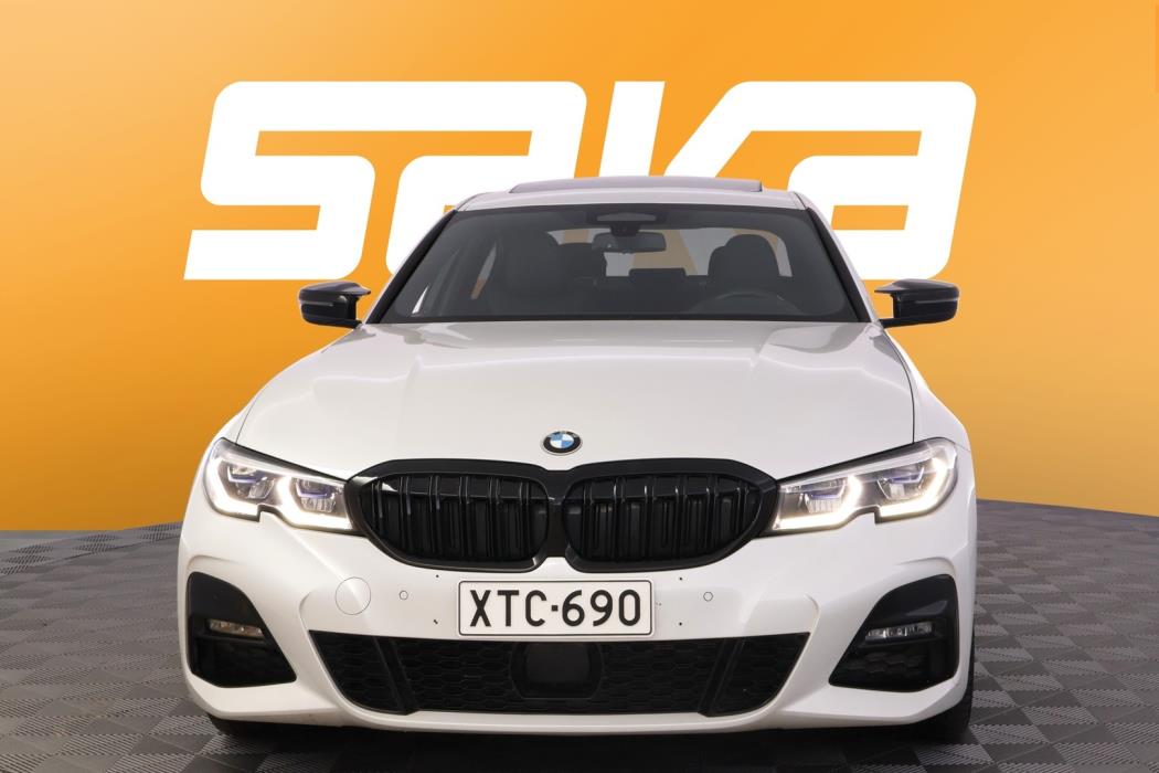BMW 330 2020