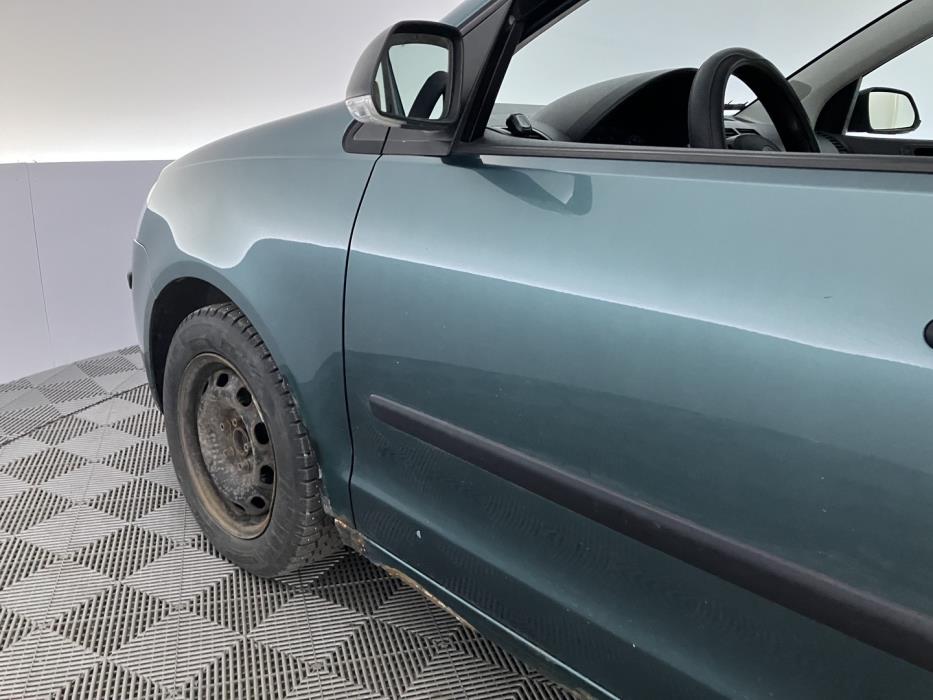 VOLKSWAGEN Polo 2006