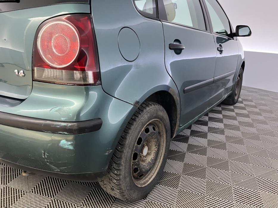 VOLKSWAGEN Polo 2006