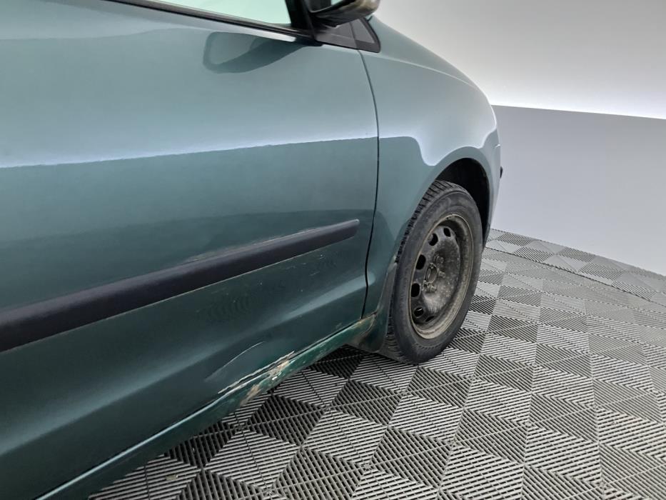 VOLKSWAGEN Polo 2006