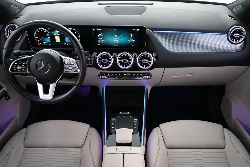 MERCEDES-BENZ GLA 2021