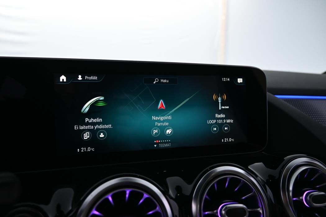 MERCEDES-BENZ GLA 2021