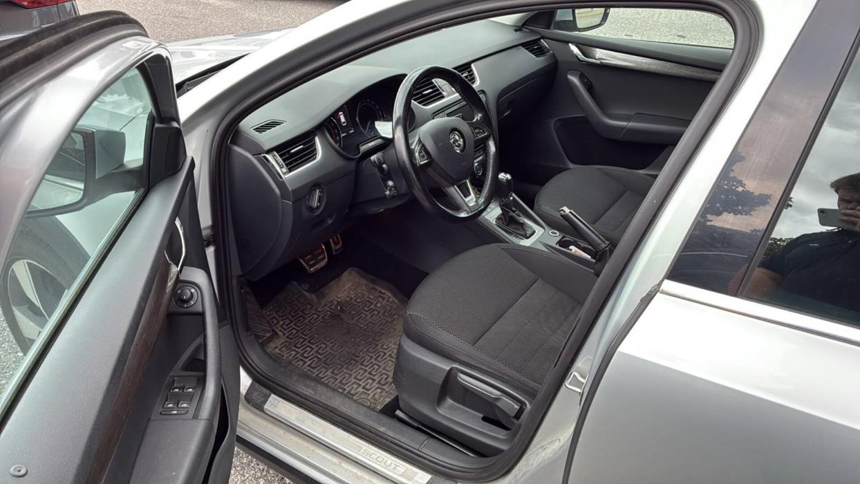 SKODA Octavia 2015