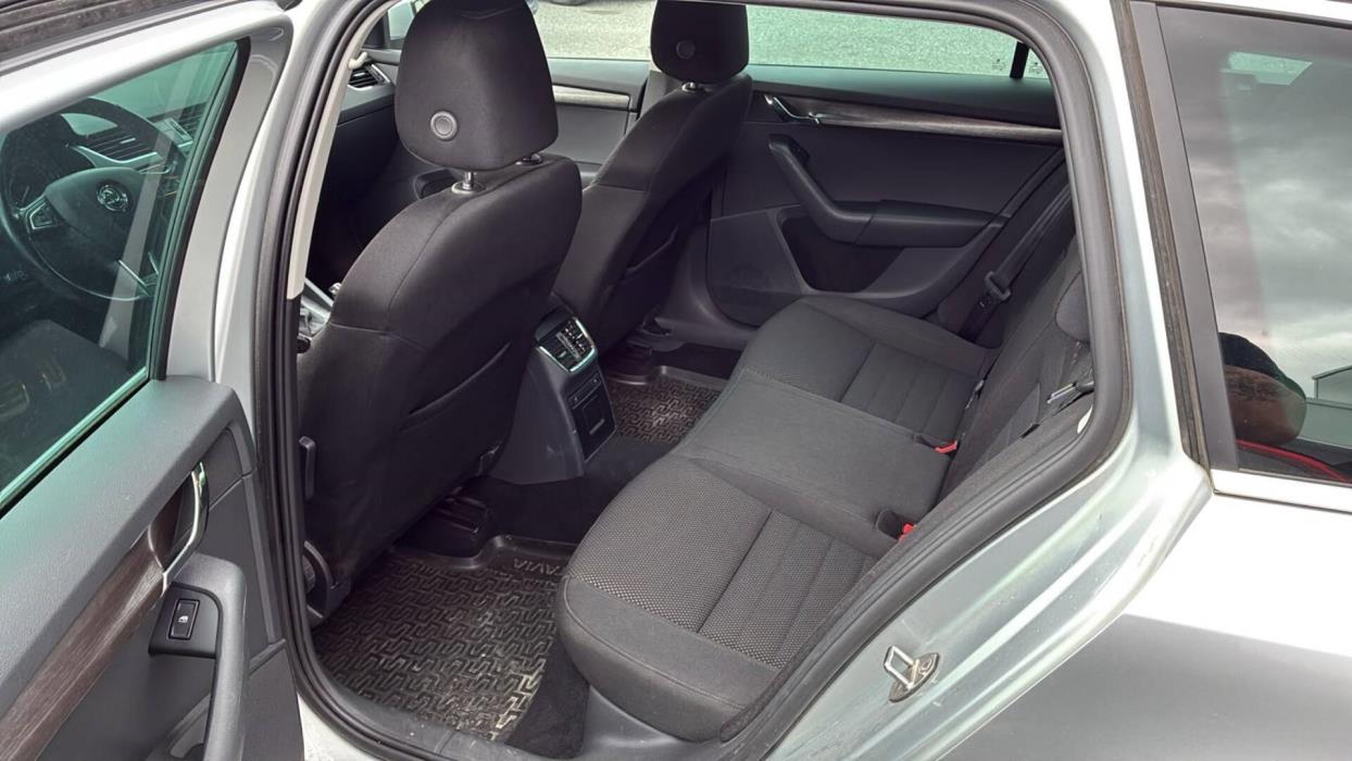 SKODA Octavia 2015