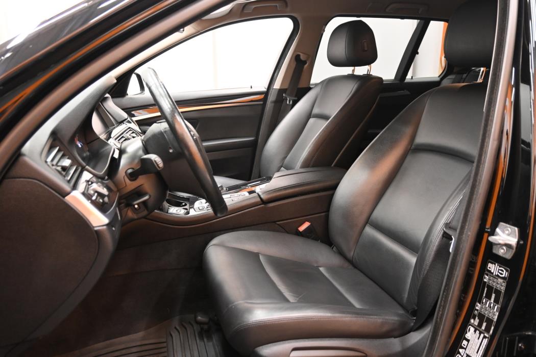 BMW 520 2014