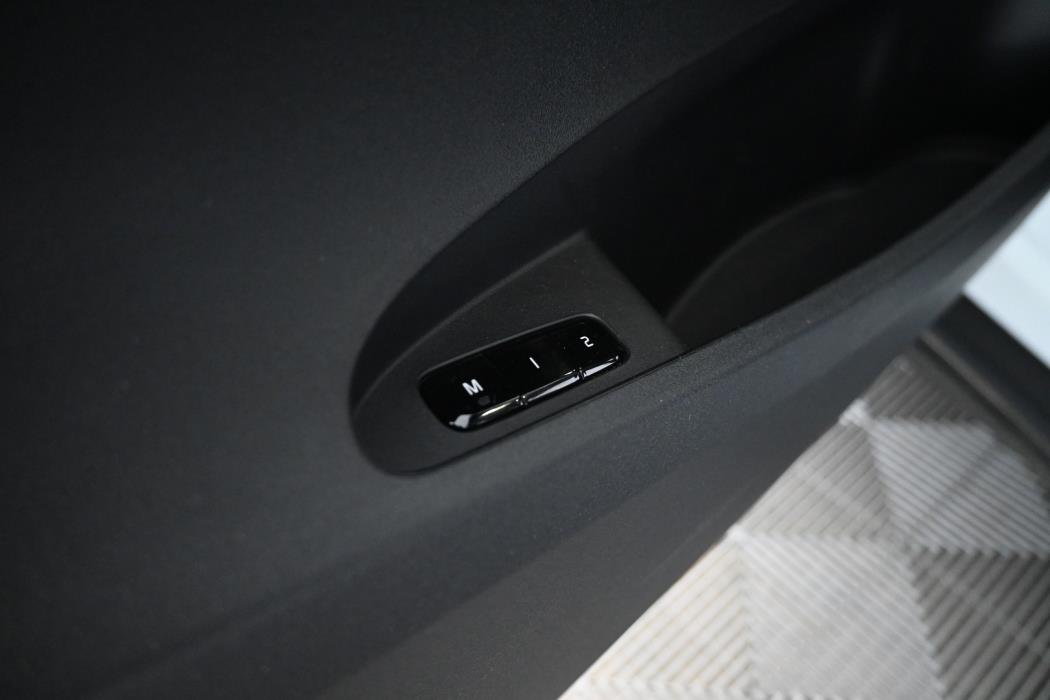 POLESTAR 2 2025
