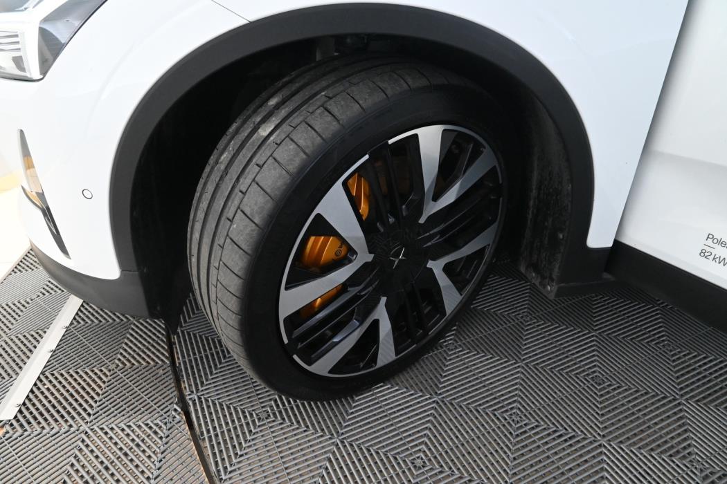 POLESTAR 2 2025