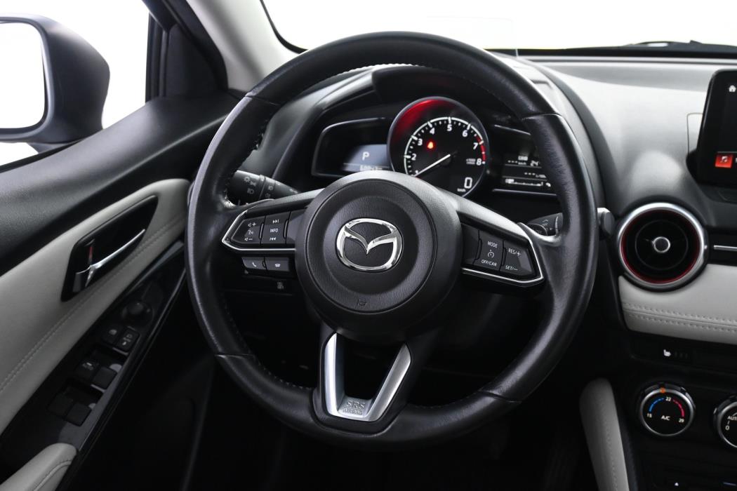 MAZDA 2 2019