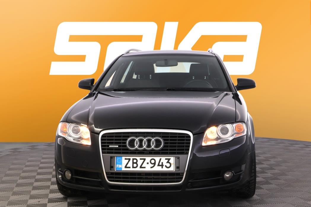 AUDI A4 2005
