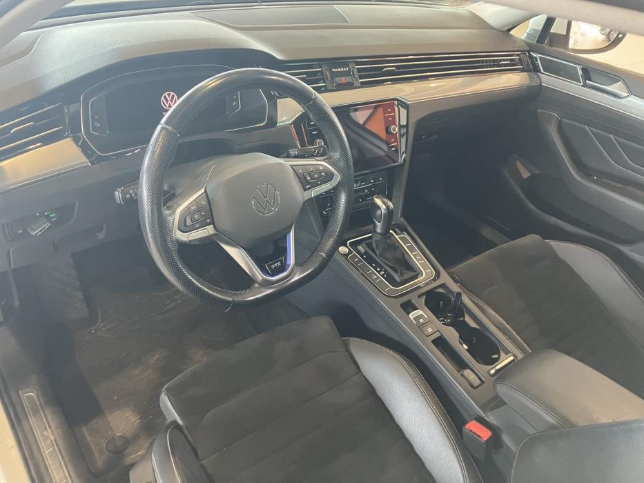 VOLKSWAGEN Passat 2021