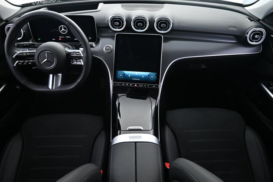 MERCEDES-BENZ C 2025