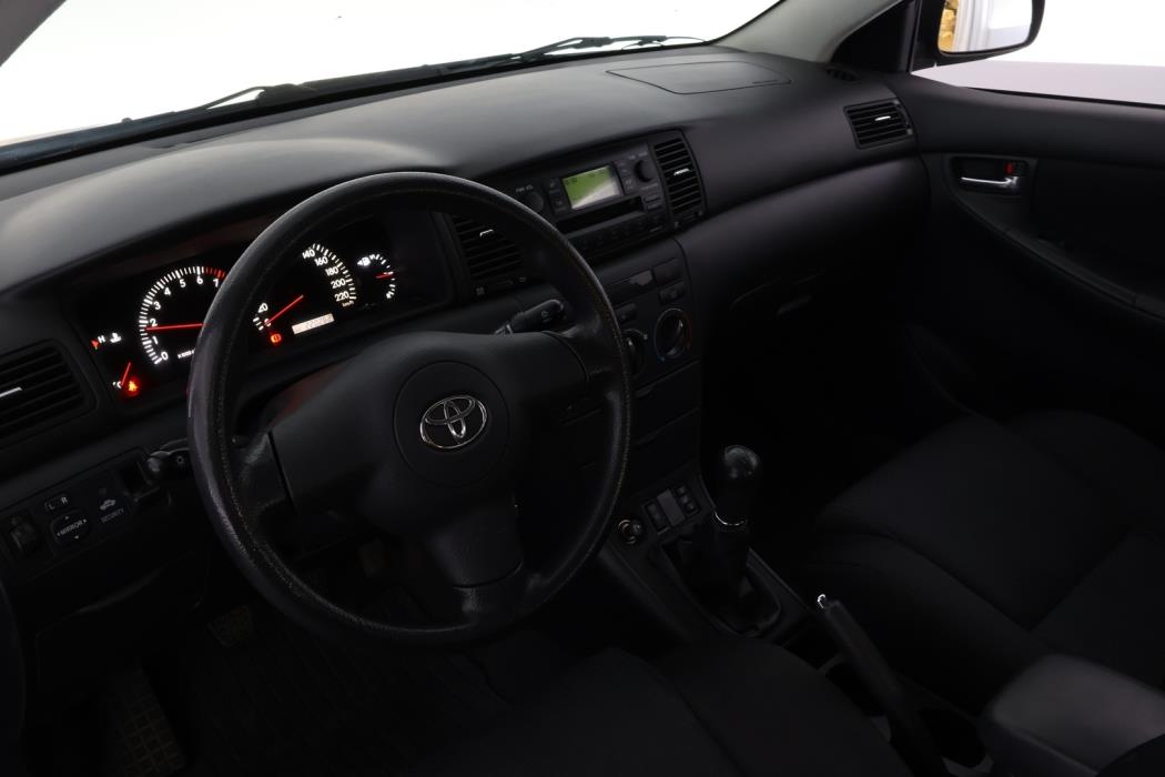 TOYOTA Corolla 2005