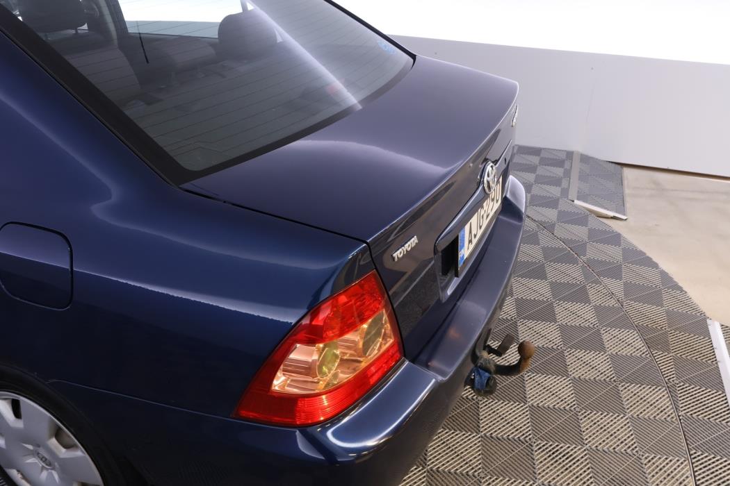 TOYOTA Corolla 2005
