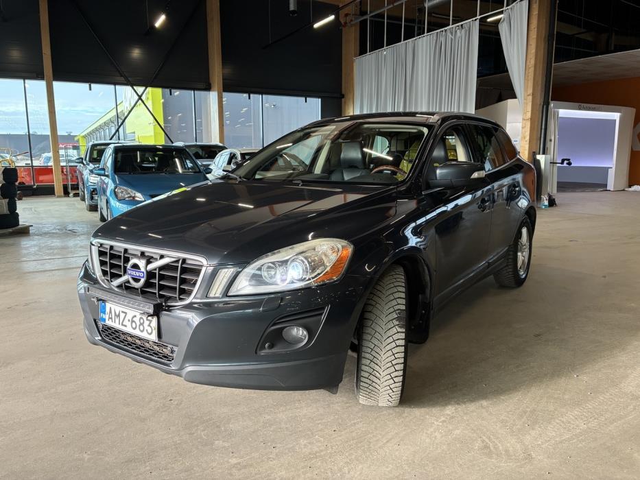 VOLVO XC60 2010