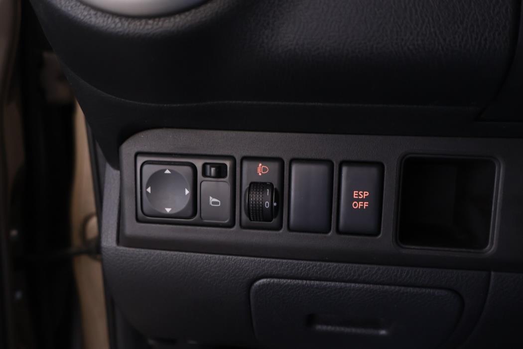 NISSAN Note 2009