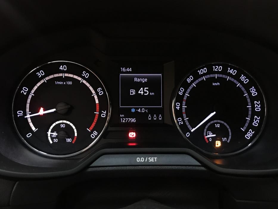 SKODA Octavia 2014