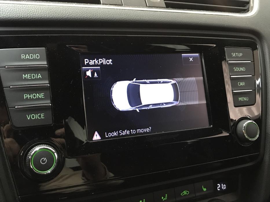 SKODA Octavia 2014