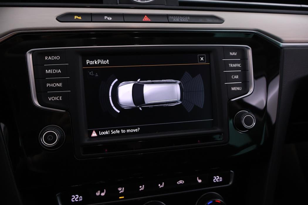 VOLKSWAGEN Passat 2015