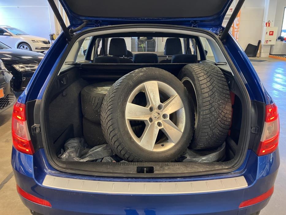 SKODA Octavia 2015